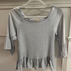 Moon River Gray 3/4 Sleeve Top - Size Small